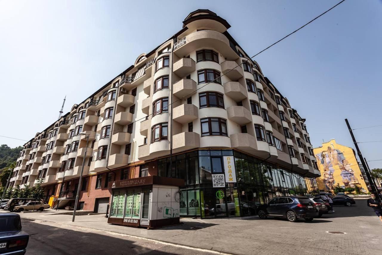 Apartamenty Lucky Lviv Exterior foto